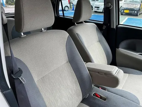 Toyota Pixis Joy
