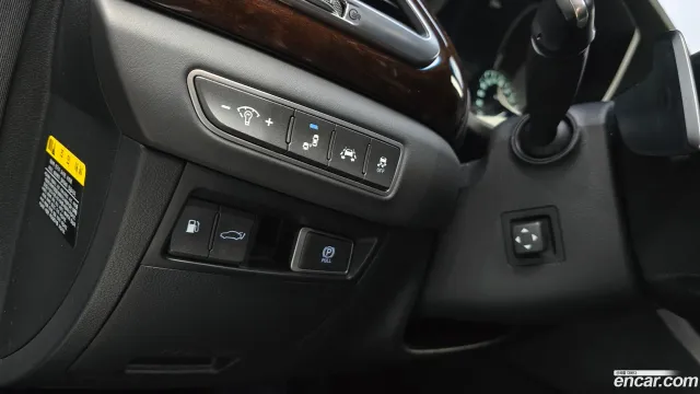 Genesis G90 (EQ900)