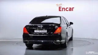 Genesis G90 (EQ900)