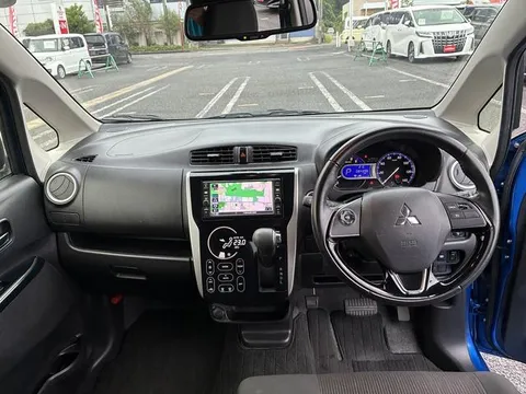 Mitsubishi eK Custom