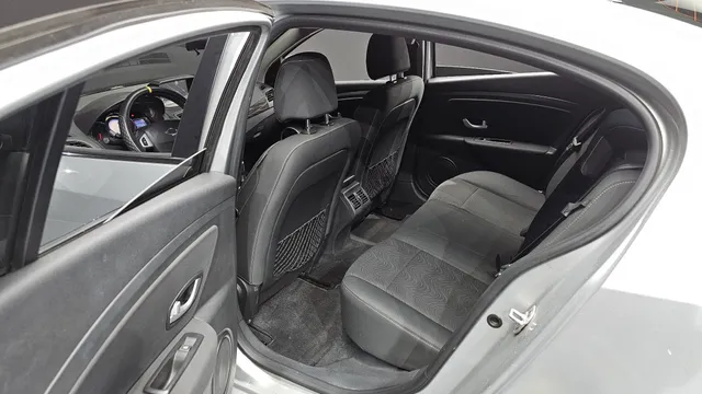 Renault SM3