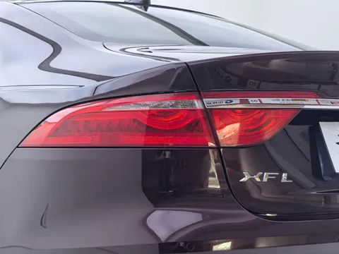 Jaguar XFL