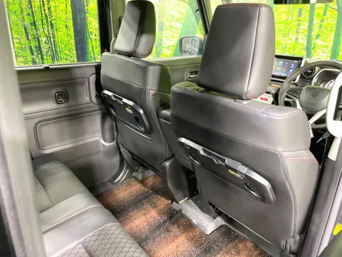 Suzuki Spacia Custom