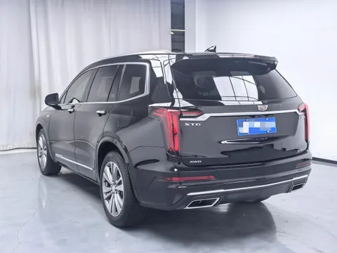 Cadillac XT6