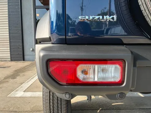Suzuki Jimny Nomade