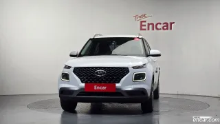 Hyundai Venue