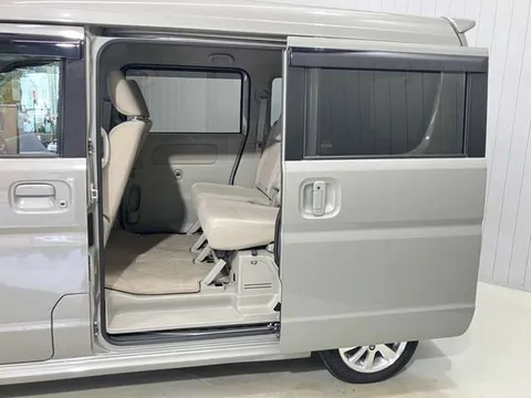 Nissan Clipper Rio
