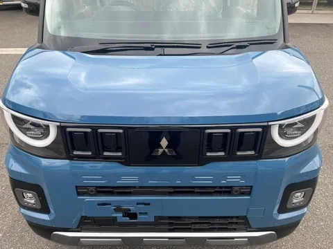 Mitsubishi Delica Mini