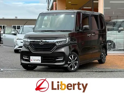 Honda N-BOX Custom