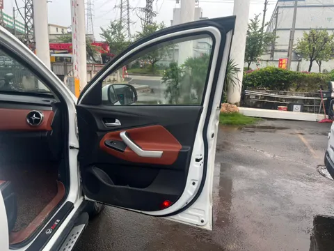 BAIC S3