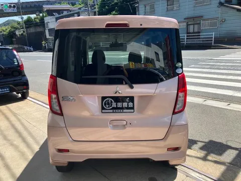 Mitsubishi eK Space