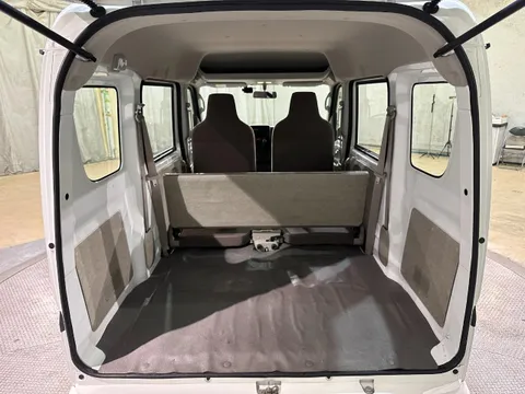 Mitsubishi Minicab Van