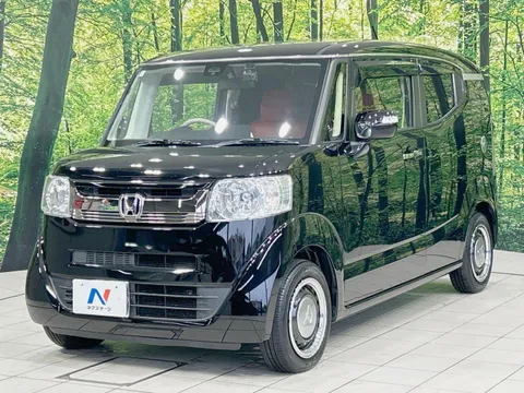 Honda N-BOX Slash