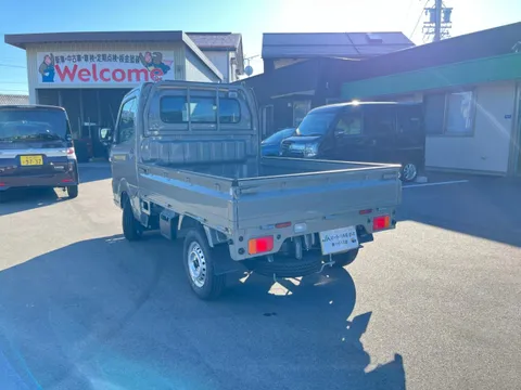 Nissan Clipper Truck