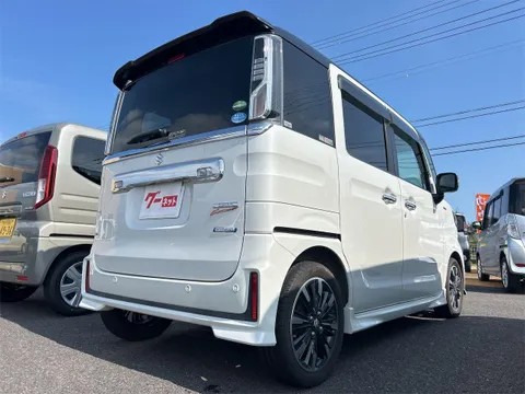 Suzuki Spacia Custom