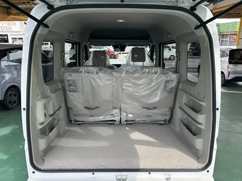 Nissan Clipper Rio