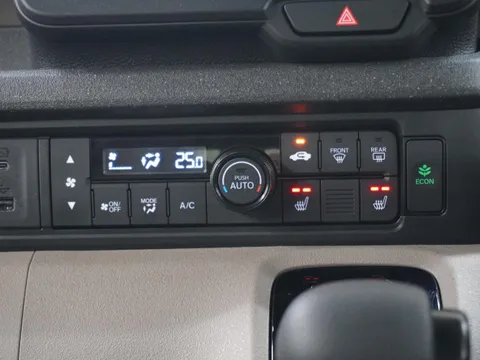 Honda N-BOX Joy