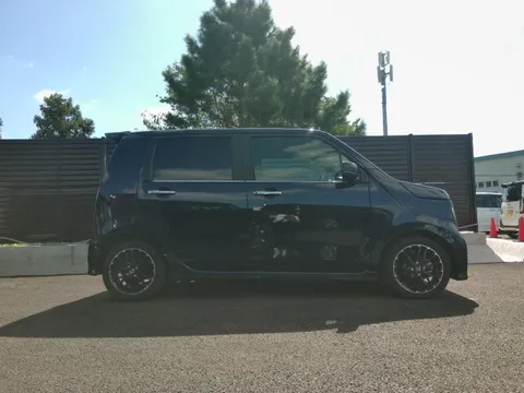 Honda N-WGN Custom