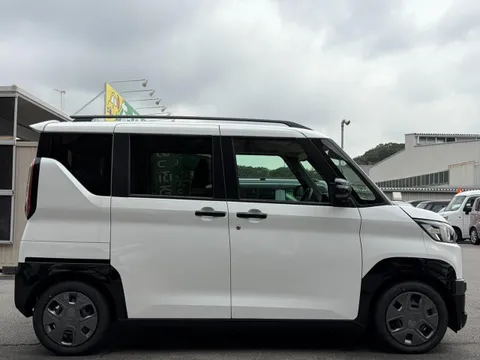 Mitsubishi Delica Mini