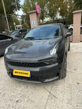 Lynk & Co 05