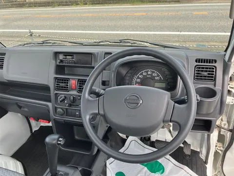 Nissan Clipper Truck