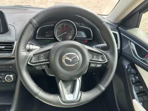 Mazda Axela Sport