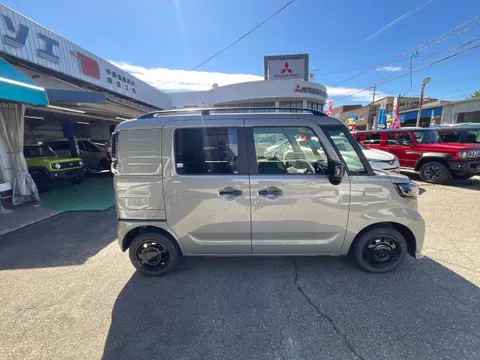 Suzuki Spacia Base