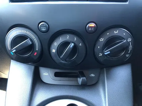 Mazda Mazda2 (Demio)