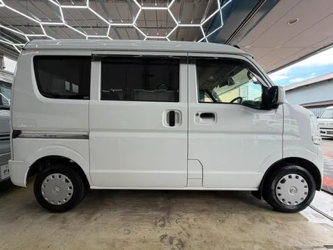 Nissan Clipper