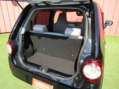 Daihatsu Mira Tocot