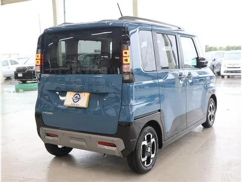 Mitsubishi Delica Mini