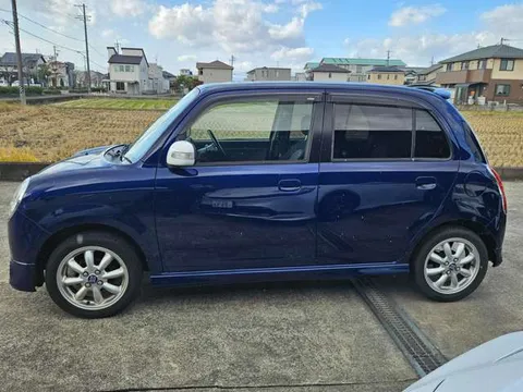 Daihatsu Mira Gino