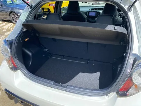 Toyota Yaris (Vitz)
