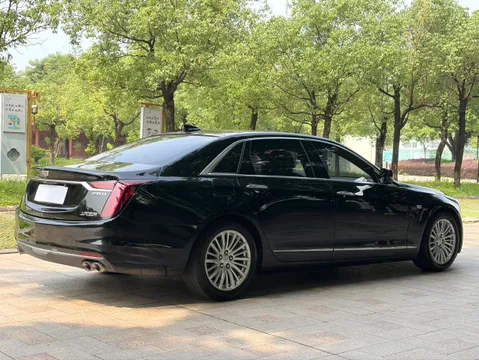 Cadillac CT6