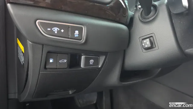Genesis G90 (EQ900)