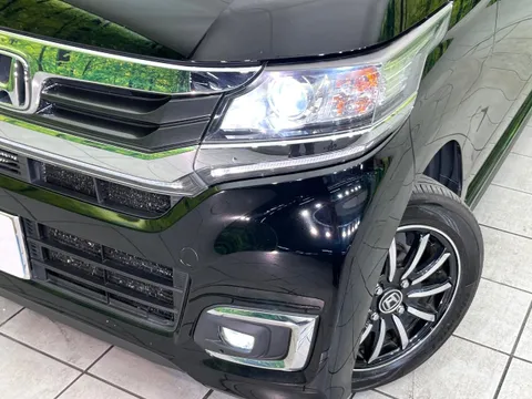 Honda N-WGN Custom