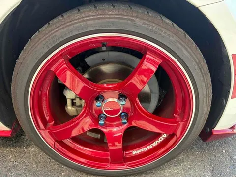 Mazda MX-5 (Roadster)
