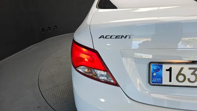 Hyundai Accent