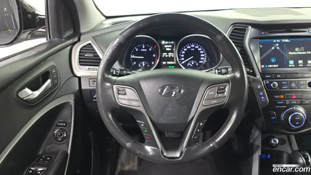 Hyundai Grand Santa Fe (Maxcruz)