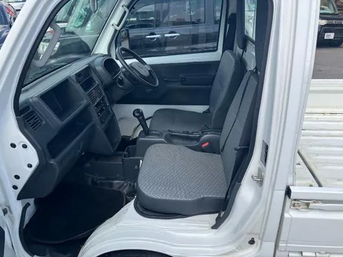 Mazda Scrum Truck