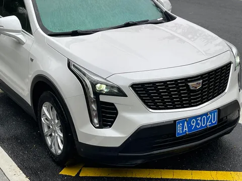 Cadillac XT4
