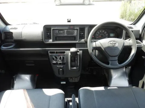 Toyota Pixis Van