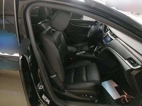 Cadillac XTS