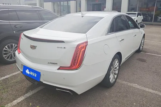 Cadillac XTS
