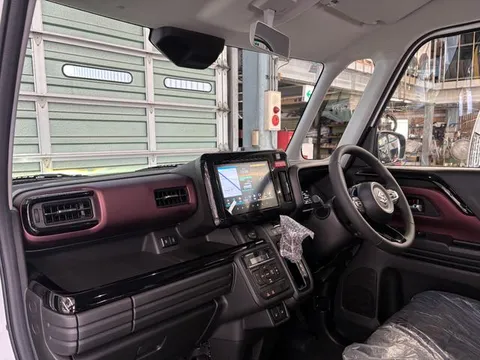Suzuki Spacia Custom