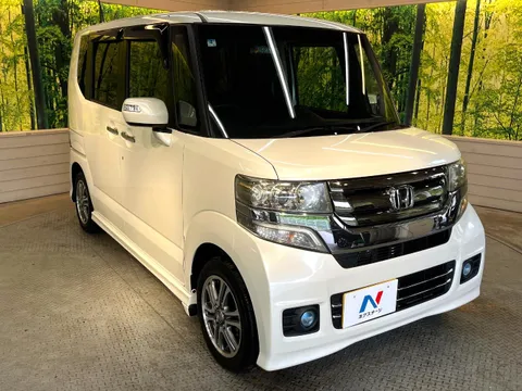 Honda N-BOX Custom