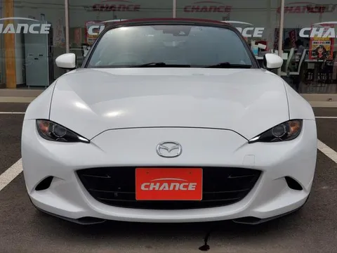 Mazda MX-5 (Roadster)