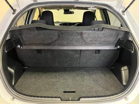 Toyota Yaris (Vitz)