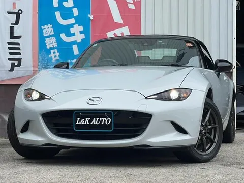 Mazda MX-5 (Roadster)