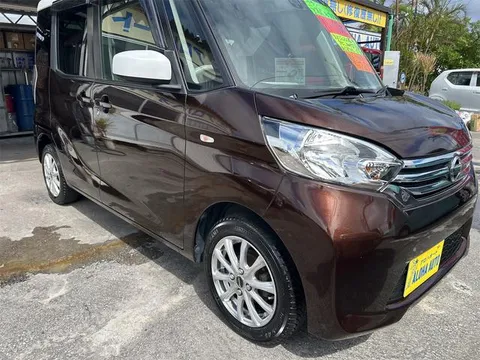 Nissan Dayz Roox